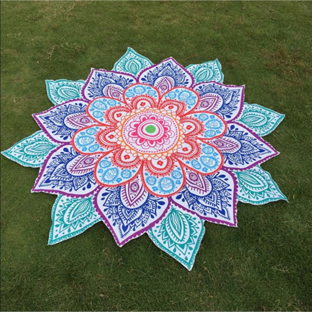 Round Mandala Paisley Lotus throw!